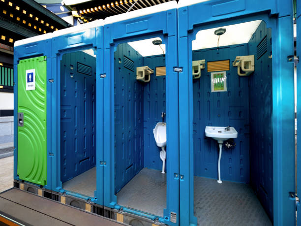 Best Porta potty delivery and setup  in Wren, AR